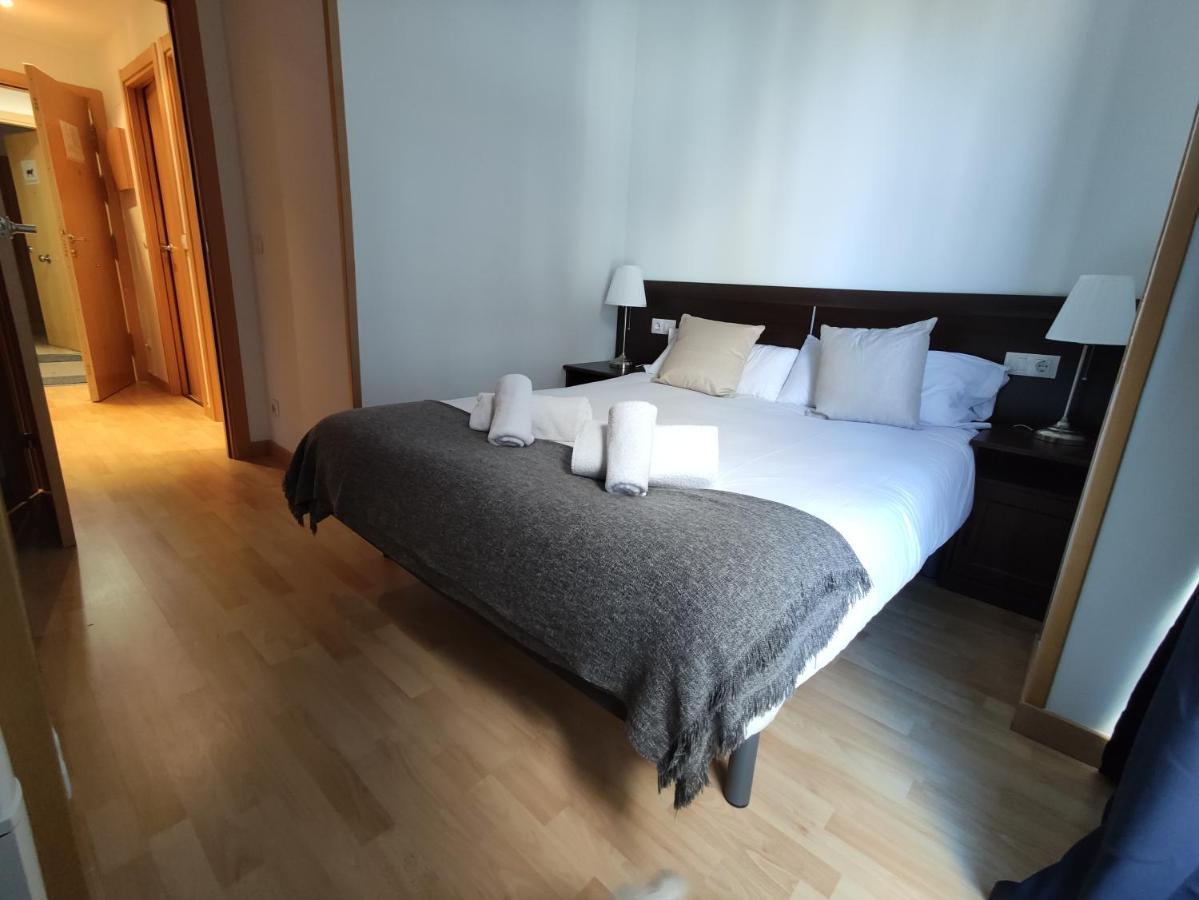 Lux Isard "Acceso Directo A Pistas" Pas De La Casa Exterior foto