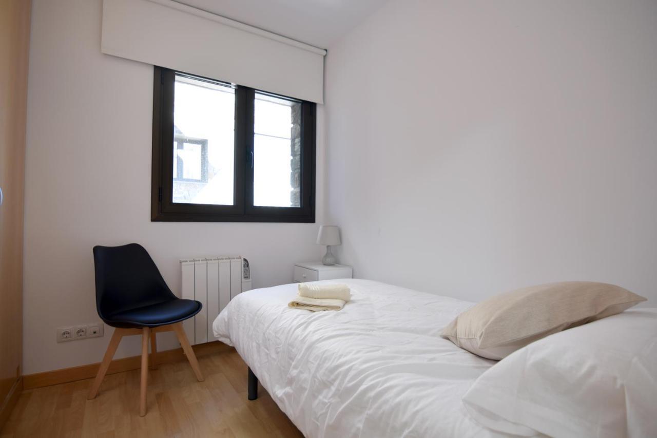 Lux Isard "Acceso Directo A Pistas" Pas De La Casa Exterior foto