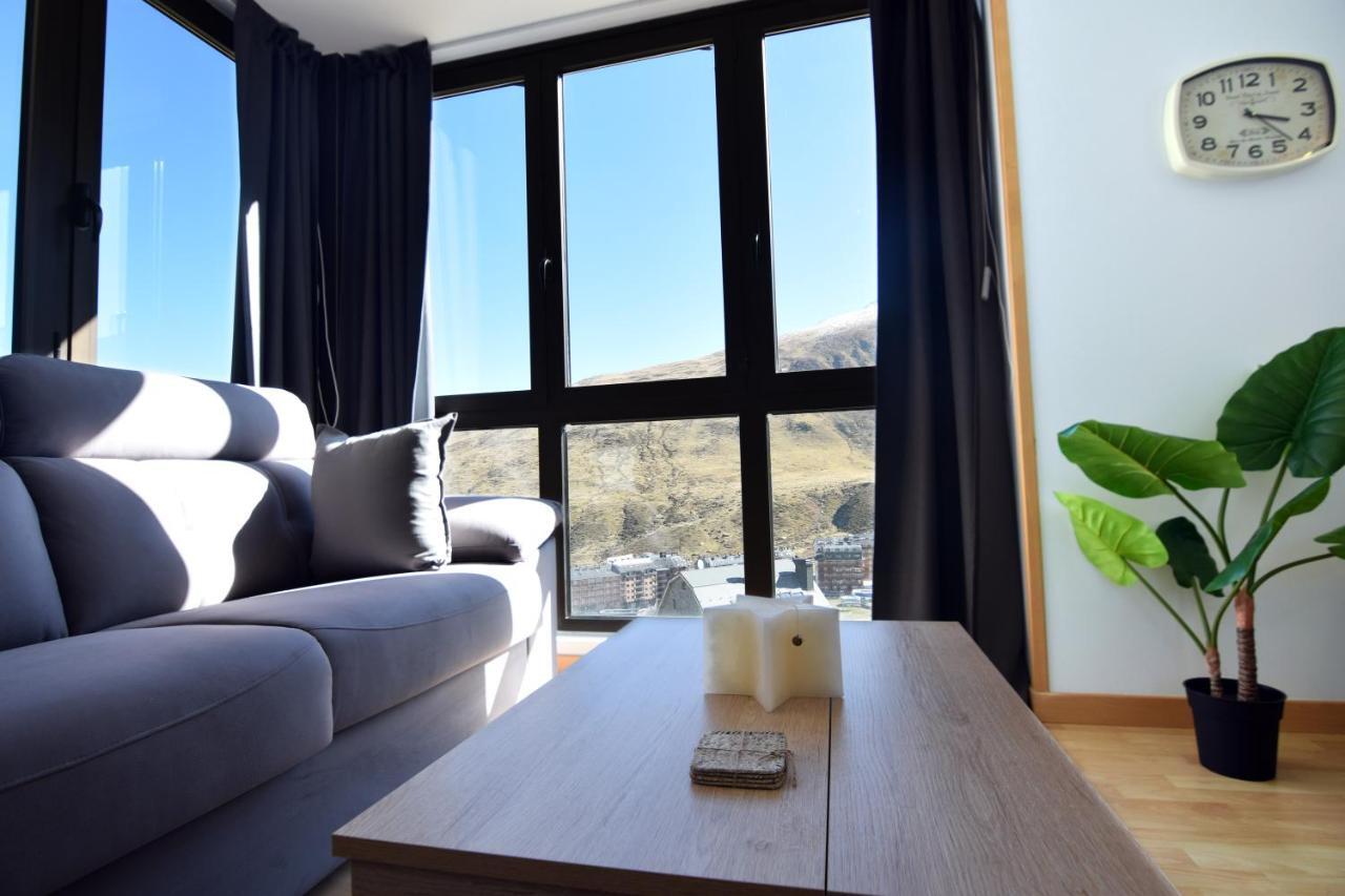 Lux Isard "Acceso Directo A Pistas" Pas De La Casa Exterior foto